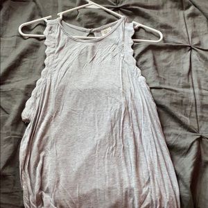 Grey tank top
